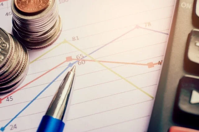 グラフと筆記用具