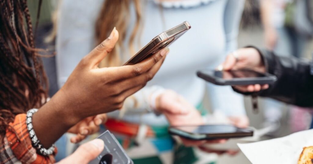 インフルエンサーマーケティングのデメリットとは? インフルエンサーマーケティング SNS