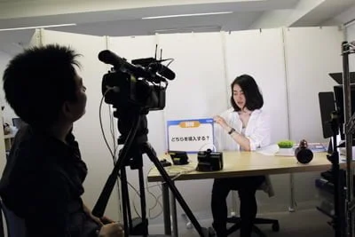 カメラで撮影の様子